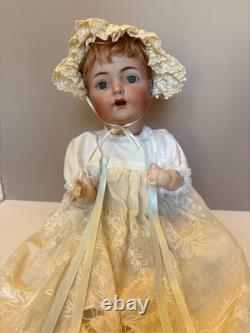 Belle poupée bébé en porcelaine 17 Kammer & Reinhardt Simon & Halbig 121