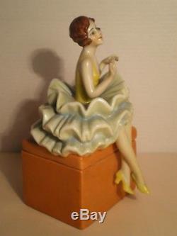 Boite En Porcelaine Art Deco Fasold Figurine Trinquet Boite Demi Poupee Demoiselle