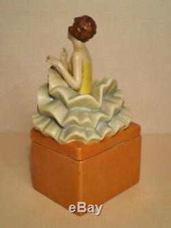 Boite En Porcelaine Art Deco Fasold Figurine Trinquet Boite Demi Poupee Demoiselle