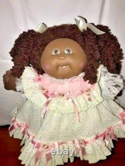 Chabage Patch Kids Africain Américain Popcorn Hair-rare Porcelain Pk Dress