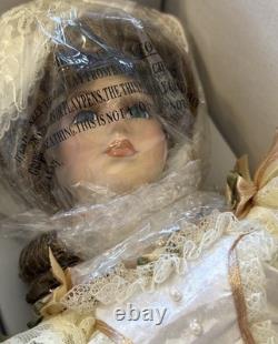 Collection TUSS Ladies of Yesteryear CAMÉE n° 608337 Neuf en boîte Vintage des années 1990