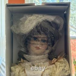 Collection TUSS Ladies of Yesteryear CAMÉE n° 608337 Neuf en boîte Vintage des années 1990