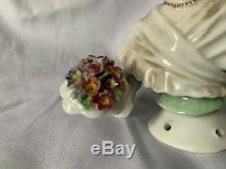 Demi Poupée Vintage Avec Bouquet De Fleurs En Porcelaine Dressel Kister