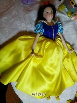 Disney Snow White Doll Porcelaine Franklin Mint Avec Les Sept Nains