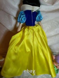 Disney Snow White Doll Porcelaine Franklin Mint Avec Les Sept Nains