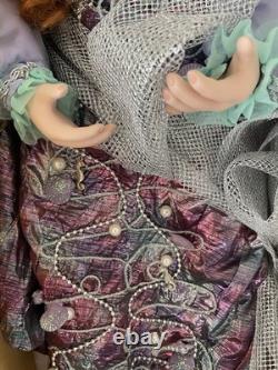 Doll Collectible en Porcelaine Vintage Déesse de la Mer par Gloria Vanderbilt 27