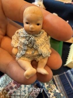 Énorme maison de poupée antique vintage, poupées bébés, berceaux, porcelaine, Madame Alexander