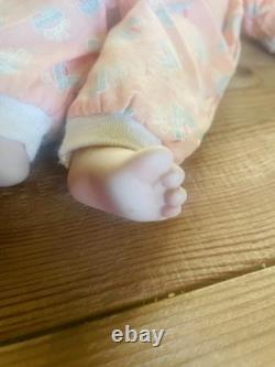 Ensemble de 4 poupées en porcelaine vintage Yolanda Bello des bébés les plus mignons signées TEL QUEL