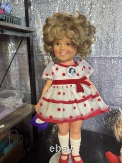 Ensemble de 7 poupées Shirley Temple 8 Idéal 1982 Vintage avec tenues internationales et thématiques