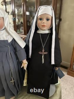 Ensemble de 7 poupées en porcelaine Vintage Kingstate 19 Nonne et Sœur