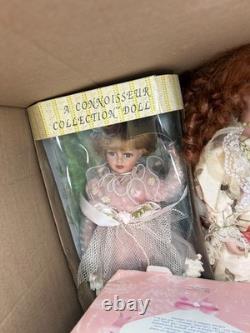 Ensemble de 9 poupées de collection en porcelaine vintage neuves dans des boîtes, certaines sans boîtes