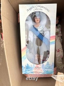 Ensemble de 9 poupées de collection en porcelaine vintage neuves dans des boîtes, certaines sans boîtes