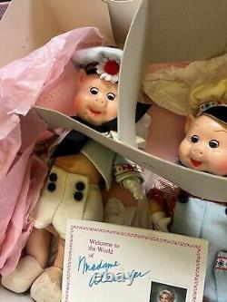 Ensemble de poupées classiques très rares des Trois Petits Cochons de Madame Alexander, style rétro.