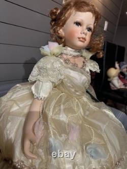 Ensemble de poupées en porcelaine Geppedo Elizabeth et Shelly 27'' et 11''