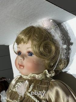 Ensemble de poupées en porcelaine Geppedo Elizabeth et Shelly 27'' et 11''