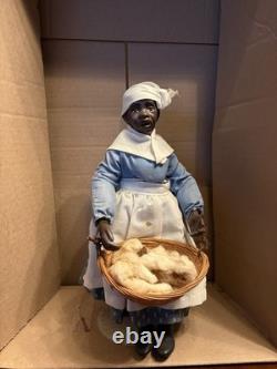Ensemble de poupées en porcelaine vintage signé Q. S. Quincy Scarborough, 4 figurines et accessoires