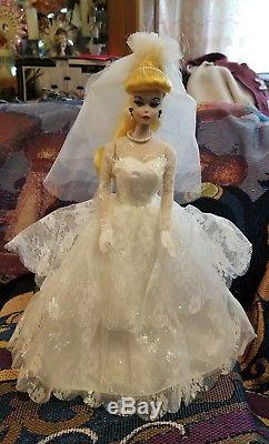 Fête De Mariage En Porcelaine Vintage 1959 Barbi