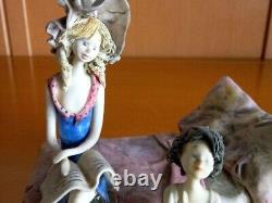 Figurine de poupée en porcelaine Lo Scricciolo de l'Italie d'époque