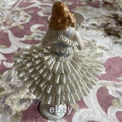 Figurine de poupée en porcelaine de dentelle de Sitzendorf vintage de 9,8 pouces de hauteur