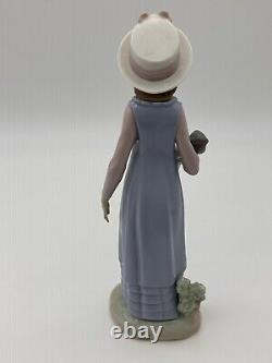 Figurine en porcelaine vintage 1978 Lladro Daisa 'Belinda avec sa poupée' 11 pouces - 5045