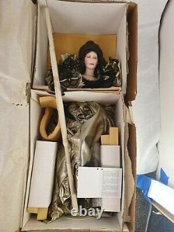 Franklin Mint Doll Queen Of The Masquerade 22 Vintage Porcelaine Bisque Heirloom