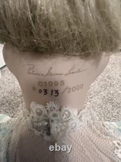Galerie Mondiale MELANY Poupée en porcelaine Patricia Loveless BOÎTE & COA #313/2000 20