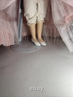 Galeries de poupées en porcelaine vintage femmes de l'Ouest Coll. Rose