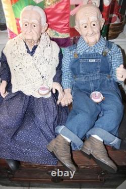 Gramps et Gran toujours amoureux, dentiers sortis ! Grande paire - Ramassage local