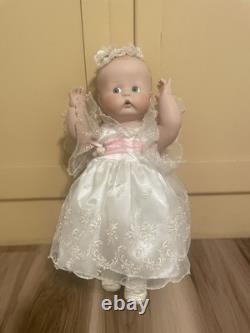 Gwen Ross – Nom de la poupée – Poupée en porcelaine vintage – Franchise/Collection – Édition ouverte