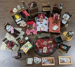 Immense Vintage Miniature Dollhouse Meubles / Accessoires / Poupées En Porcelaine / Western