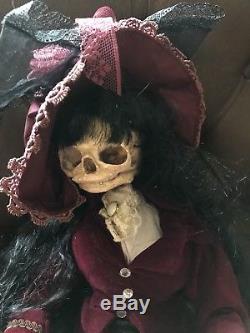 Katherine Édition Spéciale Skull Dolly Vintage Poupée Rembourrée Ooak Gothic