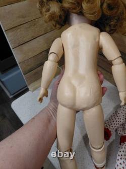 Kestner 168. 19,5 Costume endommagé et magnifique