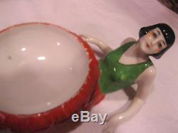 La Demi-poupée De Poupée De Porcelaine De L'art Déco Vintage Allemand Vers Le Haut De Vanité De Boîte De Poudre