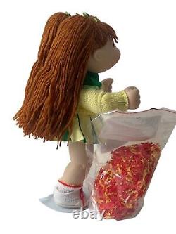 La poupée vintage en porcelaine Danbury Mint Cabbage Patch Cheerleader Melissa Ann 96 16