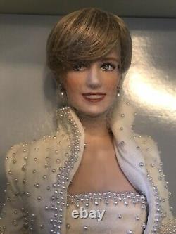 Lady Diana Princess Of Wales Poupée De Porcelaine Franklin Mint Onf