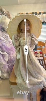 Le Créateur de Poupées - Poupée en Porcelaine Vintage/Collection avec Support