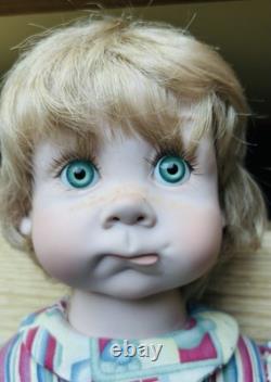 Le Fabricant de Poupées par Linda Rick Charlie Poupée en Porcelaine à Corps Complet de 24 pouces États-Unis