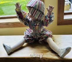 Le Fabricant de Poupées par Linda Rick Charlie Poupée en Porcelaine à Corps Complet de 24 pouces États-Unis