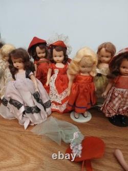 Lot vintage de 24 poupées Nancy Ann Story Book de 5 1/2 à 6 pouces en bisque, porcelaine et plastique