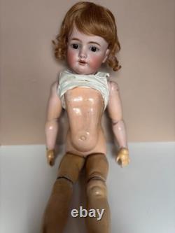 Magnifique poupée allemande en biscuit Handwerck 109 DEP 25