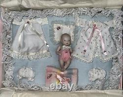 Maison Royale de Poupées Vintage Baby Doll de Nan McNay New York (Dans sa boîte d'origine)