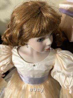 Marie Osmond Poupée en porcelaine victorienne Collette - printemps/automne LE441/1000, 26 po