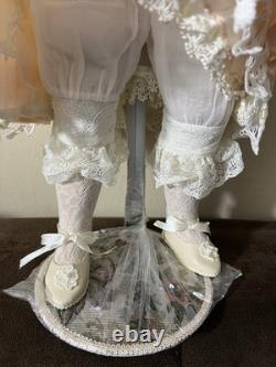 Marie Osmond Poupée en porcelaine victorienne Collette - printemps/automne LE441/1000, 26 po
