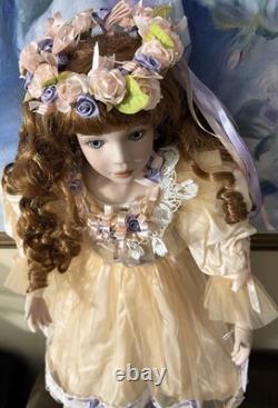 Marie Osmond Poupée en porcelaine victorienne Collette - printemps/automne LE441/1000, 26 po
