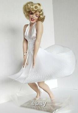 Marilyn Monroe Franklin Heirloom Seven Year Itch Porcelain Doll Vintage