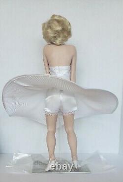Marilyn Monroe Franklin Heirloom Seven Year Itch Porcelain Doll Vintage