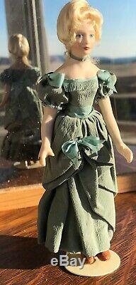 Miniature Vintage Doll Lady Porcelaine Dollhouse 112