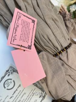 NIB Vintage Show Stoppers Inc. 26 Poupée en Porcelaine Fawne Avec Boîte d'Origine + COA