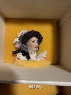 Nouvelle dans sa boîte Poupée en porcelaine Franklin Mint Heirloom Savannah Southern Belle Vintage