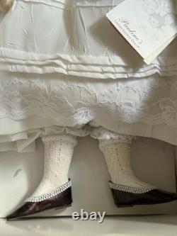 Nouvelle poupée en édition limitée Vntg Pauline Mikayla22 en porcelaine n° 618 sur 950